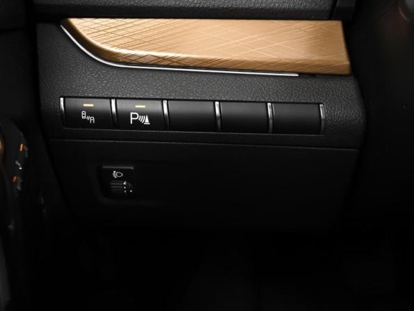 Lada (ВАЗ) Vesta I Рестайлинг (NG) с пробегом 2024 года, цена 1 548 000 рублей, 43291 км, универсал, Автокод Объявления