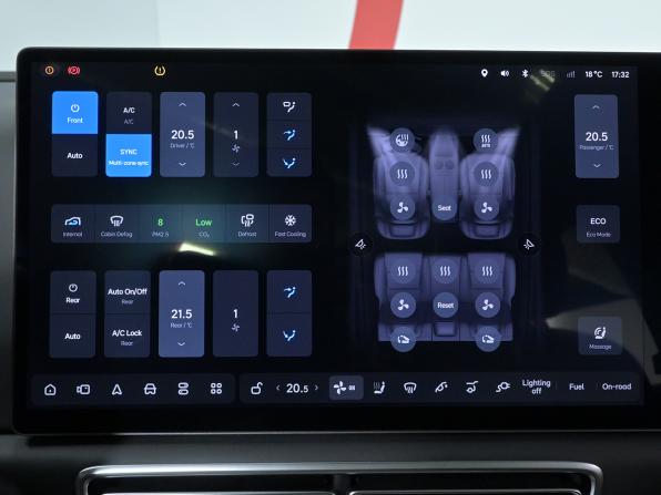 Li Auto (Lixiang) L6 I с пробегом 2025 года, цена 6 970 000 рублей, 8700 км, внедорожник, Автокод Объявления