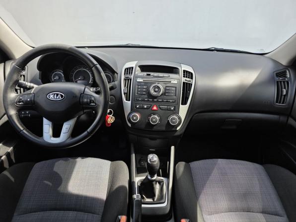 Kia Ceed I Рестайлинг с пробегом 2010 года, цена 830 000 рублей, 145663 км, универсал, Автокод Объявления