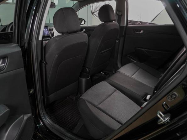 Hyundai Solaris II Рестайлинг с пробегом 2021 года, цена 1 549 000 рублей, 118788 км, седан, Автокод Объявления