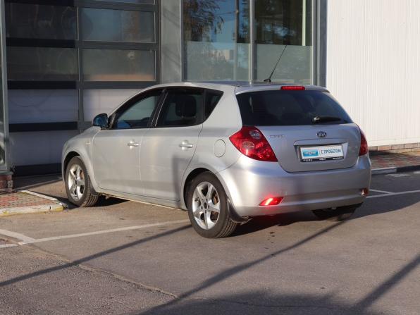 Kia Ceed I с пробегом 2009 года, цена 499 000 рублей, 231000 км, хэтчбек, Автокод Объявления