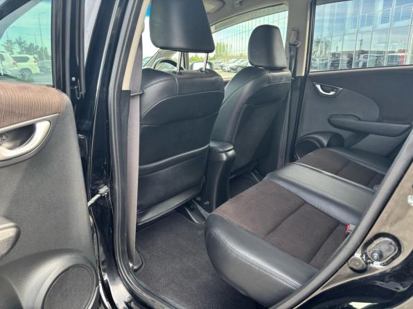 Honda Fit II с пробегом 2013 года, цена 820 000 рублей, 78657 км, хэтчбек, Автокод Объявления