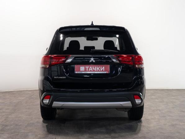 Mitsubishi Outlander III Рестайлинг 2 с пробегом 2015 года, цена 1 900 000 рублей, 200000 км, внедорожник, Автокод Объявления