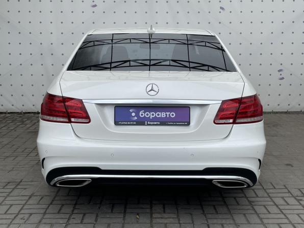 Mercedes-Benz E-Класс IV (W212 S212 C207) Рестайлинг с пробегом 2013 года, цена 1 750 000 рублей, 251119 км, седан, Автокод Объявления