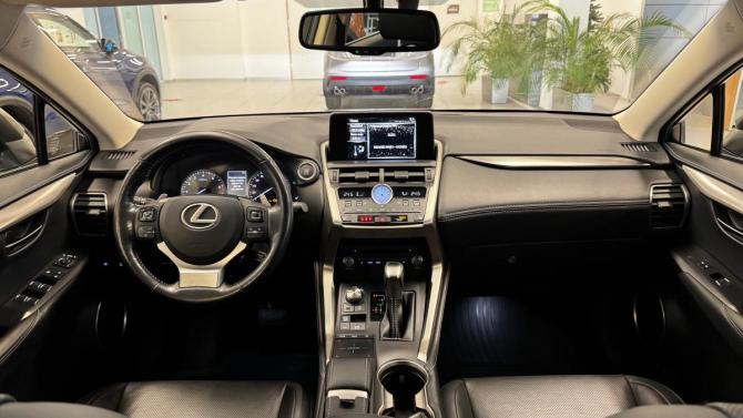 Lexus NX I Рестайлинг с пробегом 2019 года, цена 3 120 000 рублей, 153486 км, внедорожник, Автокод Объявления