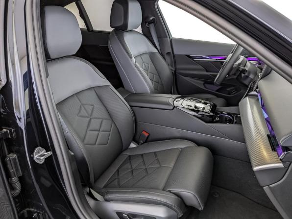 BMW 5 серии VIII (G60/G61/G68) с пробегом 2025 года, цена 8 255 000 рублей, 8686 км, седан, Автокод Объявления