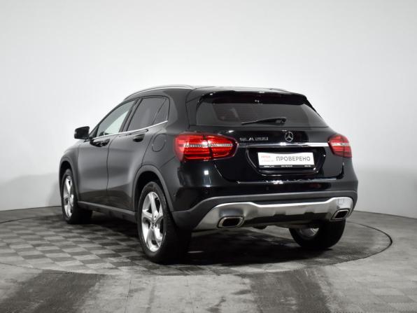 Mercedes-Benz GLA I (X156) Рестайлинг с пробегом 2018 года, цена 2 220 000 рублей, 84001 км, внедорожник, Автокод Объявления