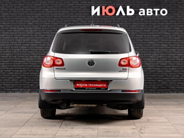 Volkswagen Tiguan I с пробегом 2011 года, цена 1 390 000 рублей, 109433 км, внедорожник, Автокод Объявления