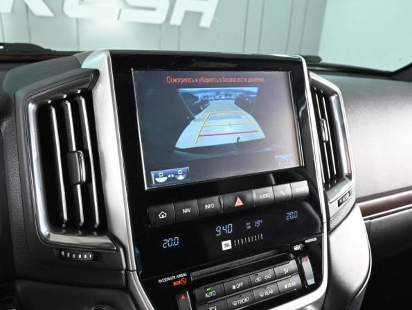 Toyota Land Cruiser 200 Series Рестайлинг 2 с пробегом 2018 года, цена 6 890 000 рублей, 244990 км, внедорожник, Автокод Объявления