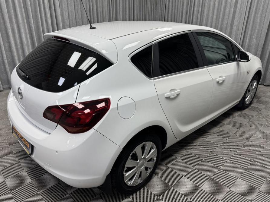 Opel Astra J Стерлитамак  - изображение 17