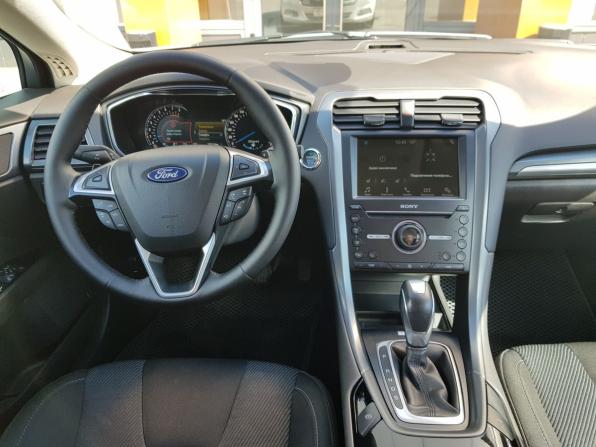 Ford Mondeo V с пробегом 2017 года, цена 1 590 000 рублей, 166183 км, седан, Автокод Объявления