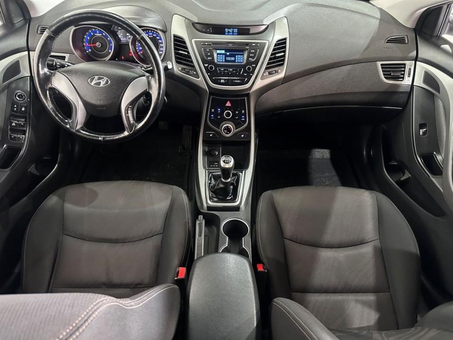 Hyundai Elantra V (MD) Рестайлинг Москва  - изображение 9