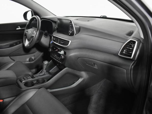 Hyundai Tucson III Рестайлинг с пробегом 2018 года, цена 2 398 790 рублей, 63800 км, внедорожник, Автокод Объявления