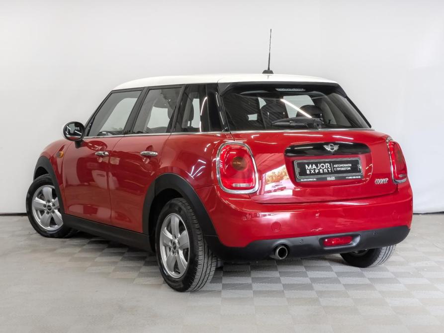 Mini Hatch III (F55/F56) Москва  - изображение 7