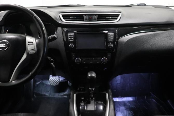 Nissan Qashqai II с пробегом 2017 года, цена 1 685 000 рублей, 152303 км, внедорожник, Автокод Объявления