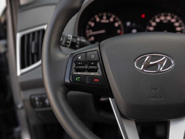 Hyundai Creta I Рестайлинг с пробегом 2021 года, цена 2 365 000 рублей, 8999 км, внедорожник, Автокод Объявления