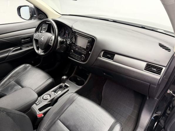 Mitsubishi Outlander III с пробегом 2013 года, цена 1 489 000 рублей, 106860 км, внедорожник, Автокод Объявления