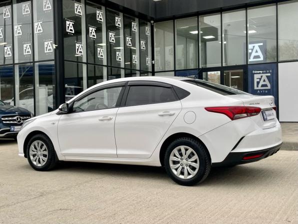 Hyundai Solaris II Рестайлинг с пробегом 2021 года, цена 1 285 000 рублей, 166100 км, седан, Автокод Объявления