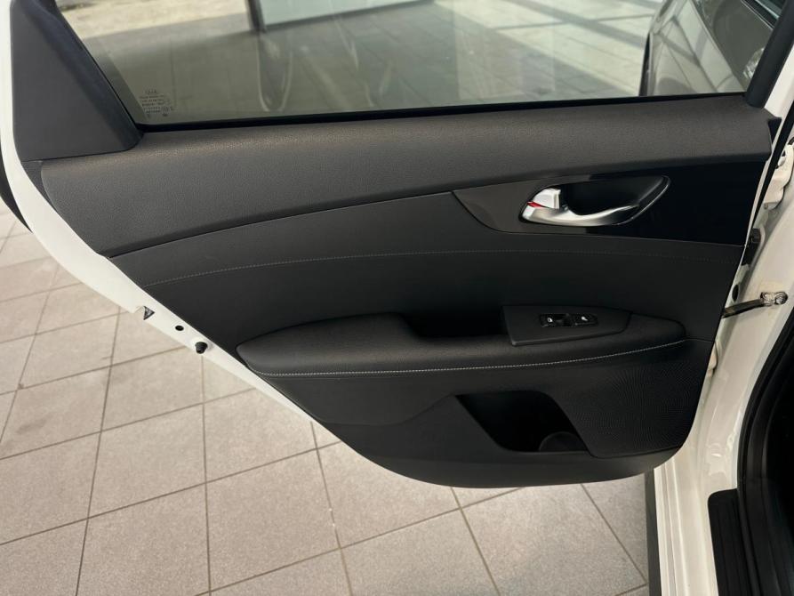 Kia Cerato IV Санкт-Петербург  - изображение 30