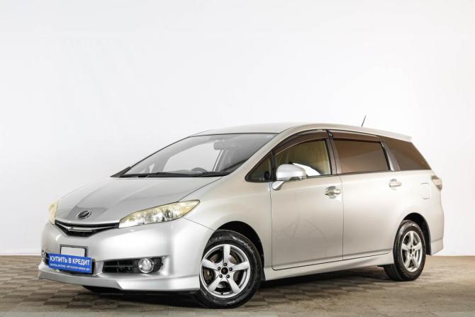 Toyota Wish II Рестайлинг с пробегом 2013 года, цена 1 499 000 рублей, 117000 км, минивэн, Автокод Объявления