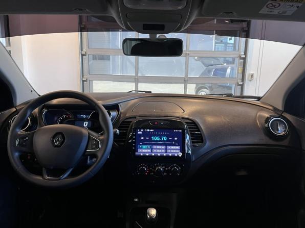Renault Kaptur I с пробегом 2018 года, цена 1 533 000 рублей, 120115 км, внедорожник, Автокод Объявления