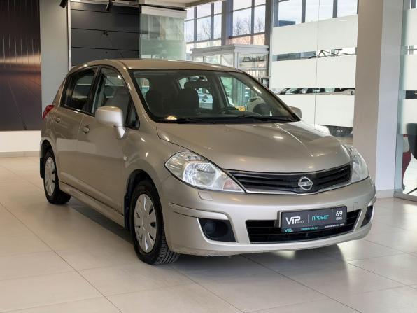 Nissan Tiida I Рестайлинг с пробегом 2010 года, цена 775 000 рублей, 211194 км, хэтчбек, Автокод Объявления