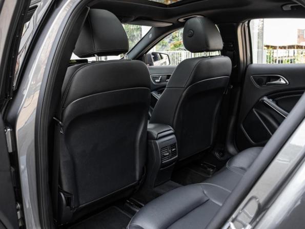Mercedes-Benz GLA I (X156) Рестайлинг с пробегом 2019 года, цена 2 720 000 рублей, 145065 км, внедорожник, Автокод Объявления