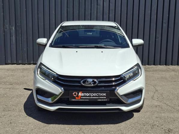 Lada (ВАЗ) Vesta I Рестайлинг (NG) с пробегом 2024 года, цена 1 165 000 рублей, 28000 км, седан, Автокод Объявления