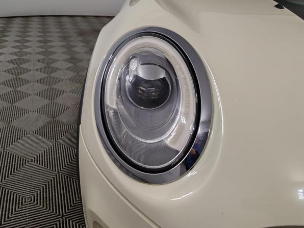 Mini Hatch III (F55/F56) с пробегом 2016 года, цена 1 499 000 рублей, 103429 км, хэтчбек, Автокод Объявления