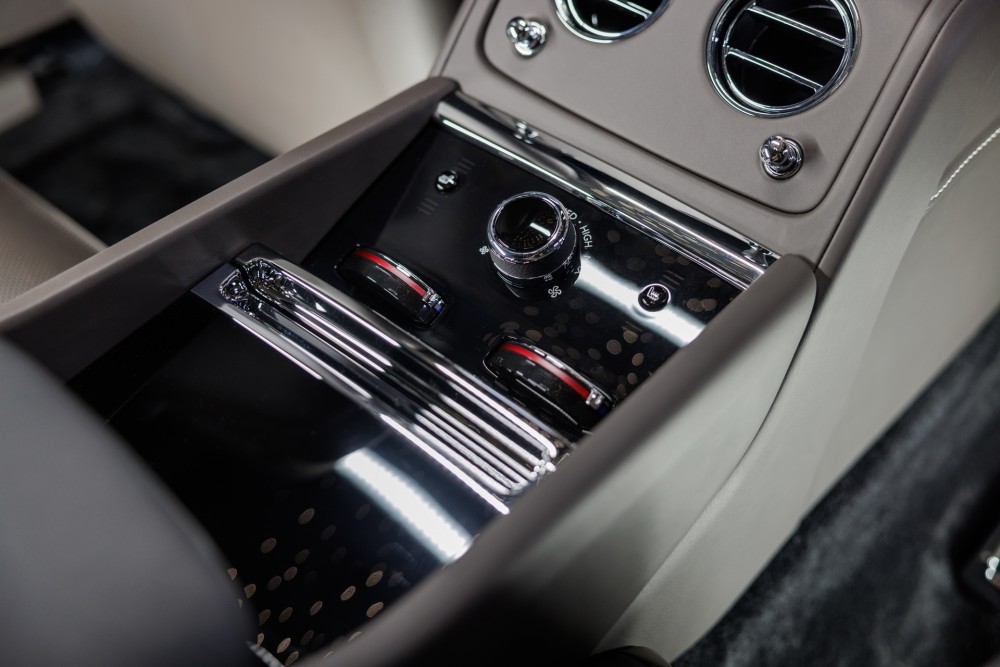 Rolls-Royce Spectre Москва  - изображение 32