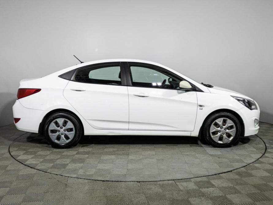 Hyundai Solaris I Рестайлинг Санкт-Петербург  - изображение 4