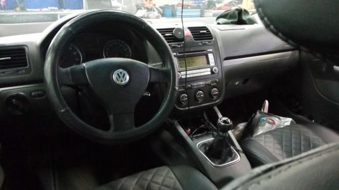 Volkswagen Jetta V с пробегом 2007 года, цена 390 000 рублей, 363009 км, седан, Автокод Объявления