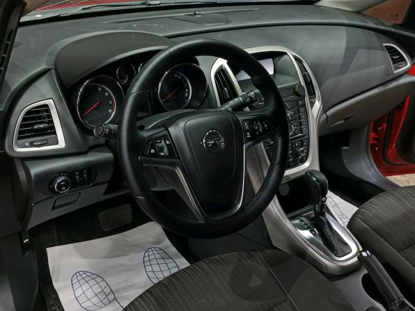 Opel Astra J с пробегом 2011 года, цена 699 000 рублей, 239500 км, хэтчбек, Автокод Объявления