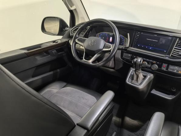 Volkswagen Multivan T6 Рестайлинг с пробегом 2021 года, цена 5 999 000 рублей, 90109 км, минивэн, Автокод Объявления