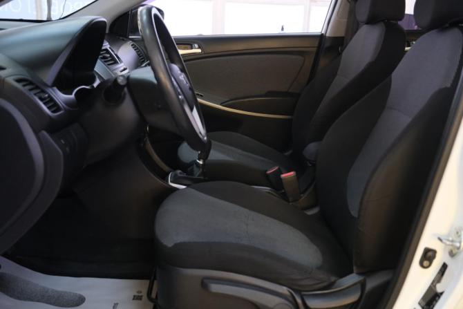 Hyundai Solaris I с пробегом 2013 года, цена 849 000 рублей, 165000 км, седан, Автокод Объявления
