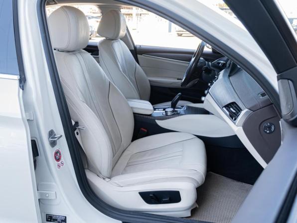 BMW 5 серии VII (G30/G31/G38) с пробегом 2017 года, цена 3 035 000 рублей, 158392 км, седан, Автокод Объявления