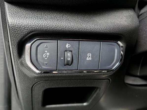 Haval Jolion I с пробегом 2022 года, цена 1 399 000 рублей, 97701 км, внедорожник, Автокод Объявления