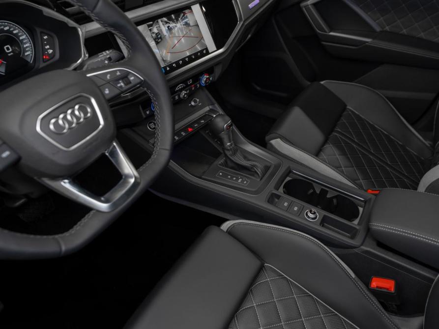 Audi Q3 II (F3) Москва  - изображение 14