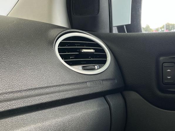 Ford Focus II Рестайлинг с пробегом 2011 года, цена 879 000 рублей, 79745 км, хэтчбек, Автокод Объявления