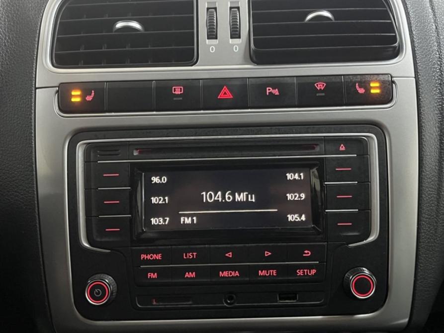 Volkswagen Polo V Рестайлинг Курск  - изображение 12