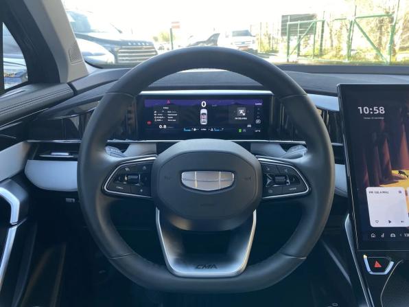 Geely Atlas II с пробегом 2024 года, цена 2 929 000 рублей, 41000 км, внедорожник, Автокод Объявления