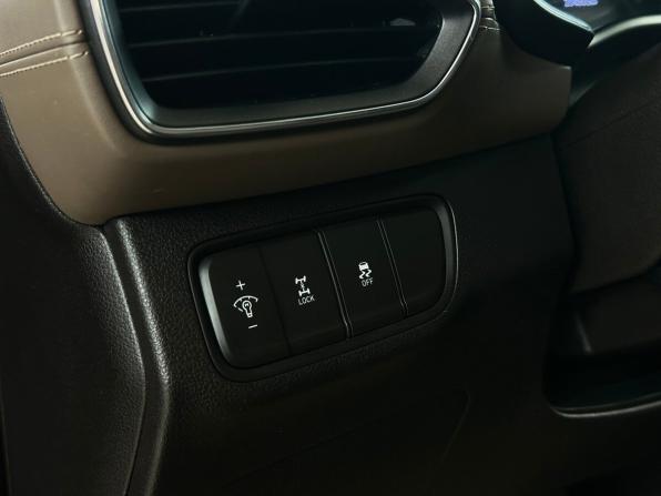 Hyundai Santa Fe IV с пробегом 2018 года, цена 2 310 000 рублей, 204485 км, внедорожник, Автокод Объявления