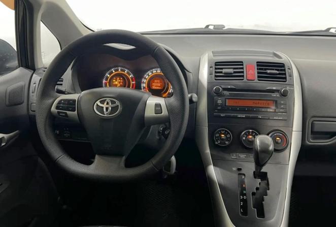 Toyota Auris I Рестайлинг с пробегом 2011 года, цена 890 000 рублей, 243534 км, хэтчбек, Автокод Объявления