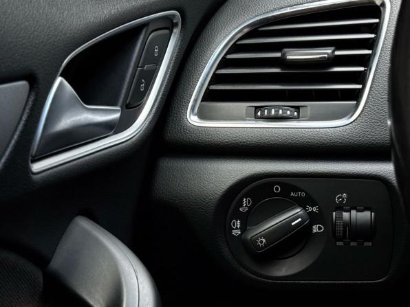 Audi Q3 I (8U) с пробегом 2012 года, цена 1 649 000 рублей, 185823 км, внедорожник, Автокод Объявления