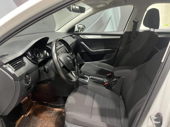 Skoda Octavia III (A7) с пробегом 2016 года, цена 1 485 000 рублей, 113487 км, лифтбек, Автокод Объявления