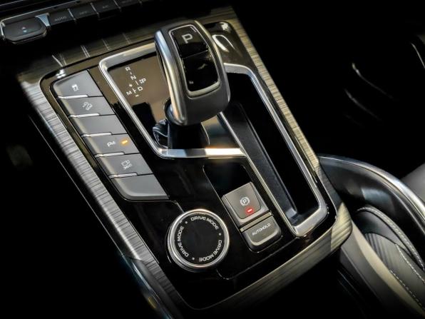 Geely Atlas Pro с пробегом 2022 года, цена 2 000 000 рублей, 20178 км, внедорожник, Автокод Объявления