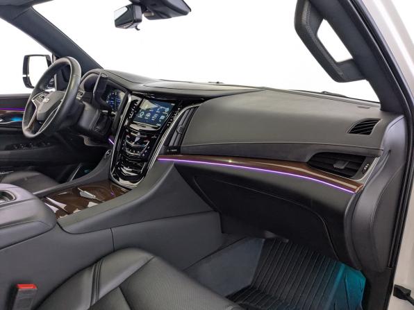 Cadillac Escalade IV с пробегом 2020 года, цена 6 100 000 рублей, 47064 км, внедорожник, Автокод Объявления