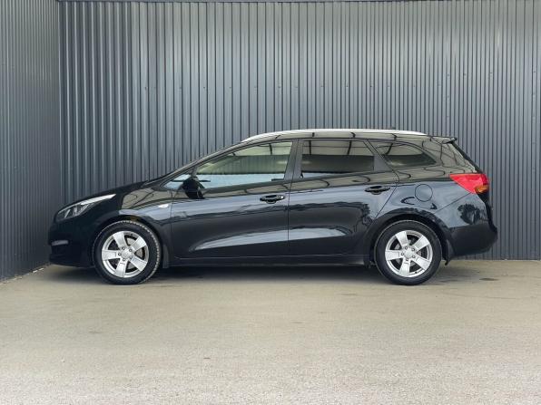 Kia Ceed II Рестайлинг с пробегом 2018 года, цена 1 297 000 рублей, 105331 км, универсал, Автокод Объявления