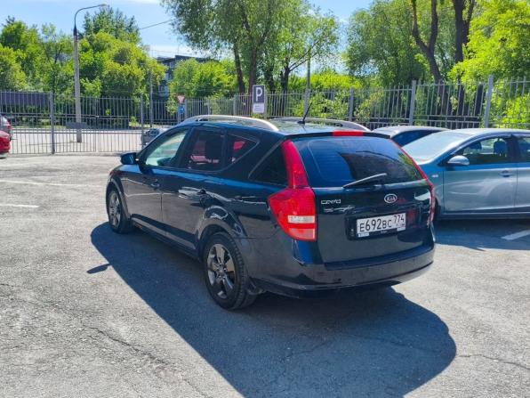 Kia Ceed I Рестайлинг с пробегом 2011 года, цена 399 000 рублей, 310000 км, универсал, Автокод Объявления