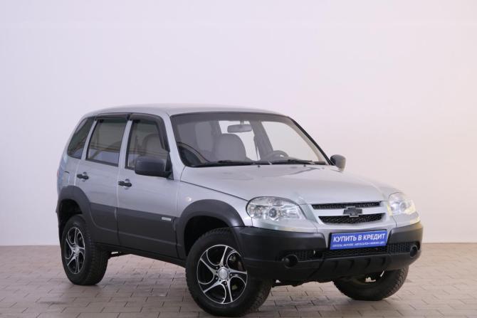 Chevrolet Niva I Рестайлинг с пробегом 2014 года, цена 629 000 рублей, 136000 км, внедорожник, Автокод Объявления